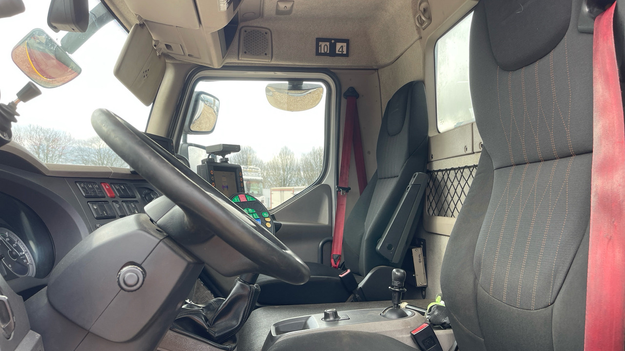 DAF LF 230 - Подметально-уборочная машина: фото 5 DAF LF 230 - Подметально-уборочная машина: фото 5