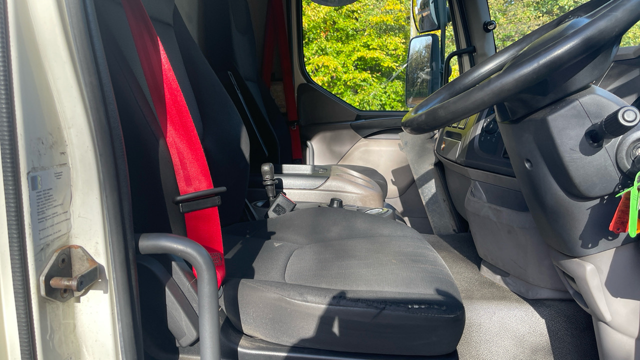 DAF LF 230 - Тентованный грузовик: фото 5 DAF LF 230 - Тентованный грузовик: фото 5