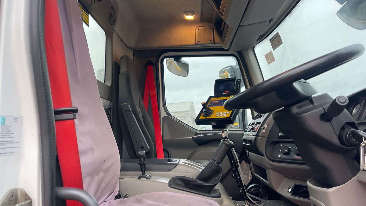 DAF LF 55.220 - Снегоуборочная машина: фото 5 DAF LF 55.220 - Снегоуборочная машина: фото 5