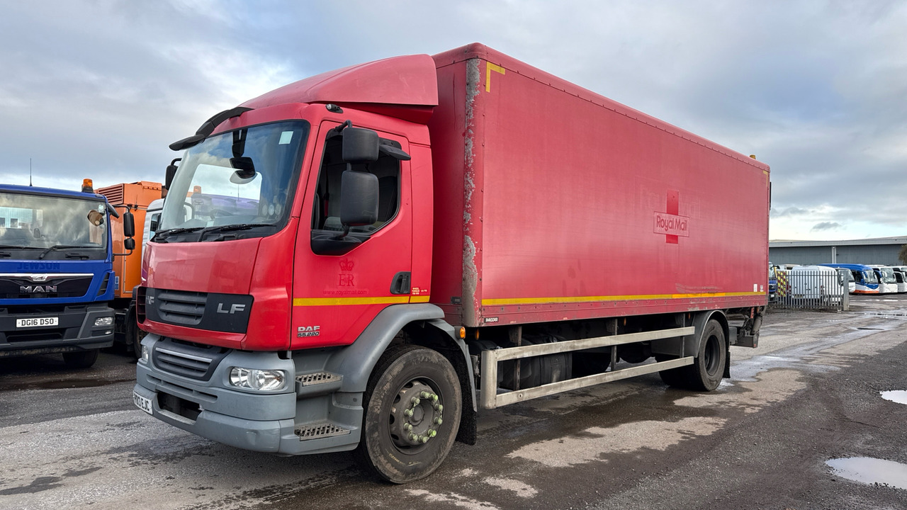 DAF LF 55.220 - Грузовик с закрытым кузовом: фото 2 DAF LF 55.220 - Грузовик с закрытым кузовом: фото 2