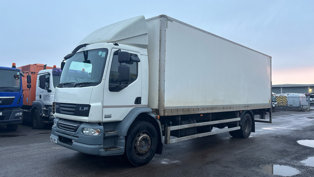 DAF LF 55.220 - Грузовик с закрытым кузовом: фото 2 DAF LF 55.220 - Грузовик с закрытым кузовом: фото 2