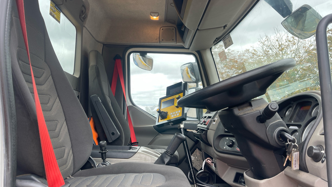 DAF LF 55.220 - Снегоуборочная машина: фото 5 DAF LF 55.220 - Снегоуборочная машина: фото 5