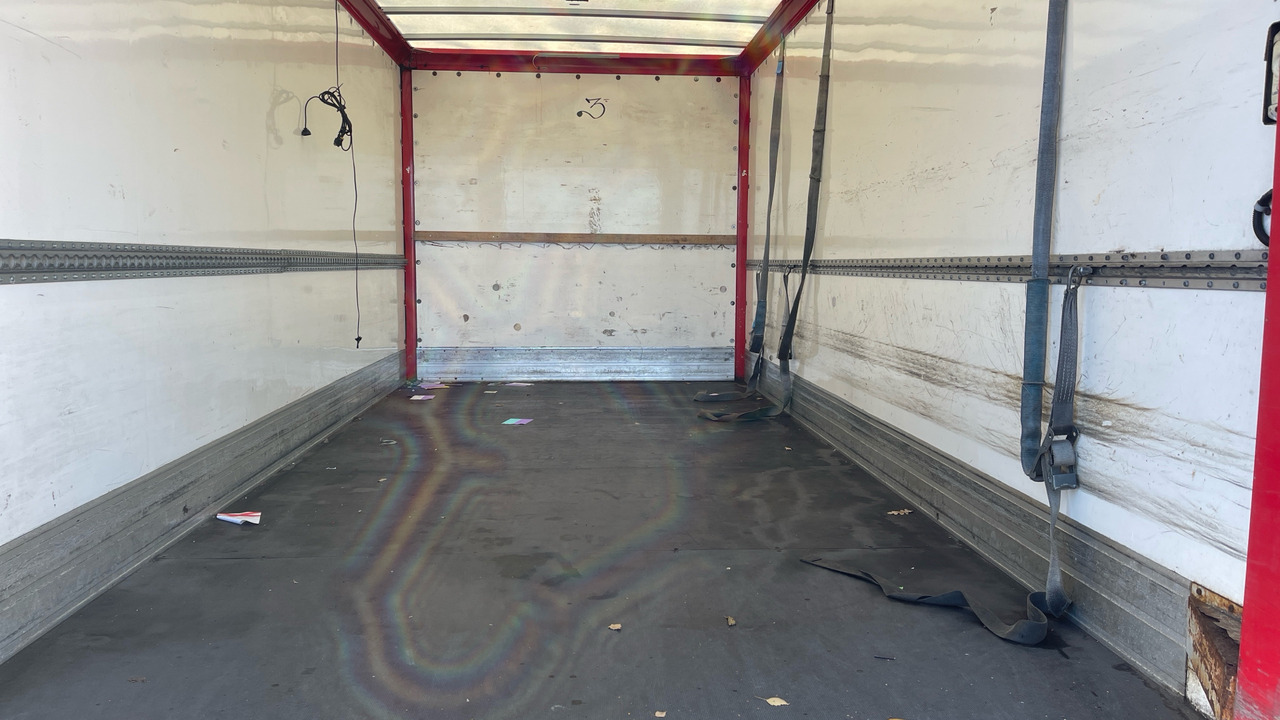 Грузовик с закрытым кузовом Daf LF 150: фото 15 Грузовик с закрытым кузовом Daf LF 150: фото 15