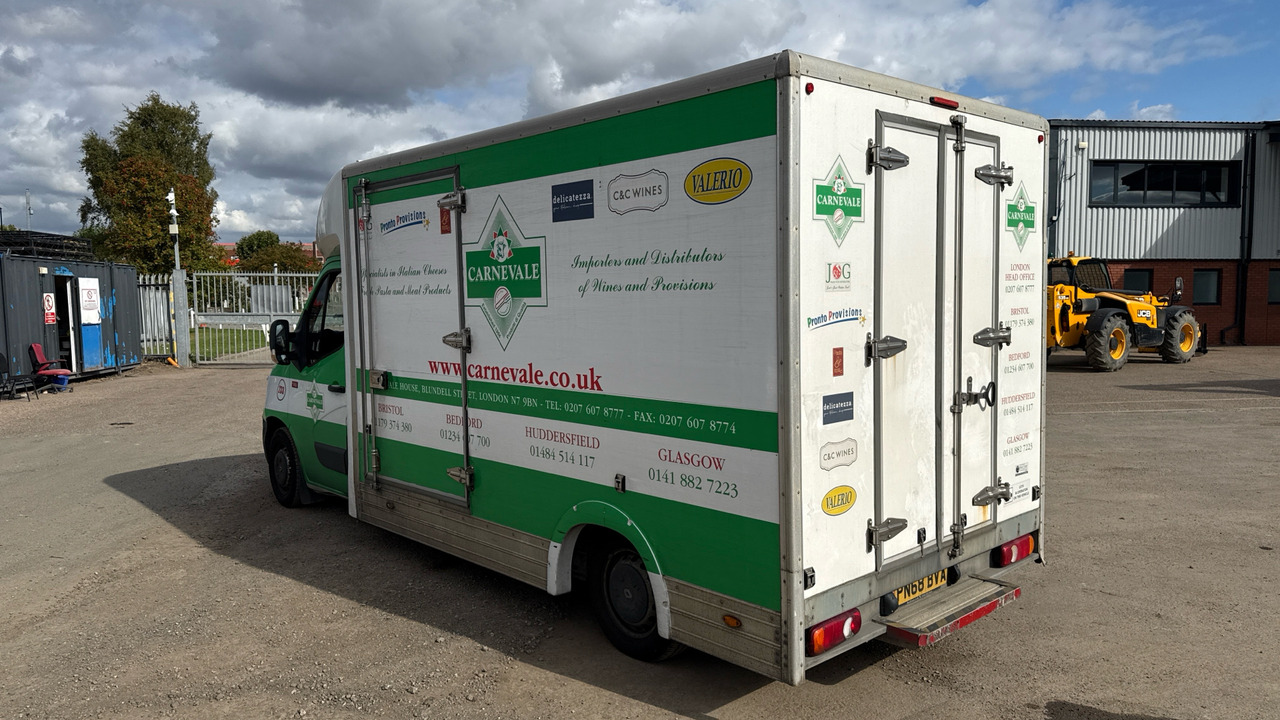 RENAULT TRUCKS MASTER 35 - Другая техника: фото 3 RENAULT TRUCKS MASTER 35 - Другая техника: фото 3