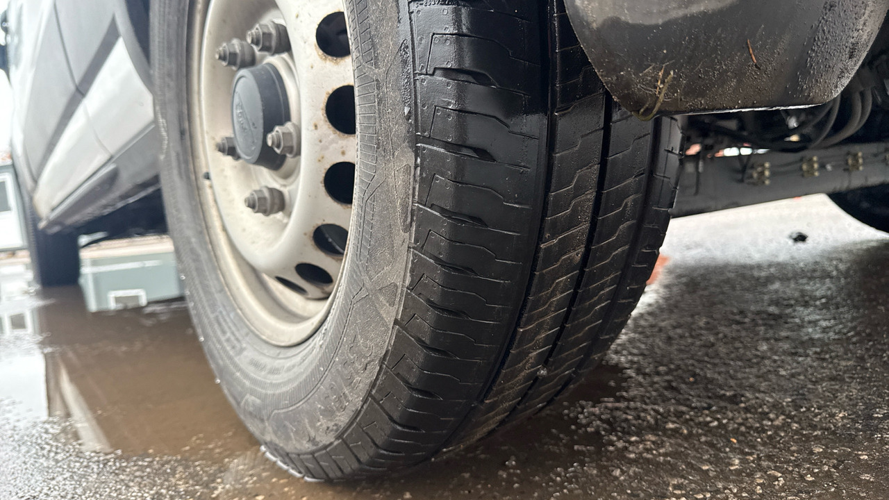 Цельнометаллический фургон FORD TRANSIT 350 2.0 ECOBLUE LEADER 130PS: фото 14