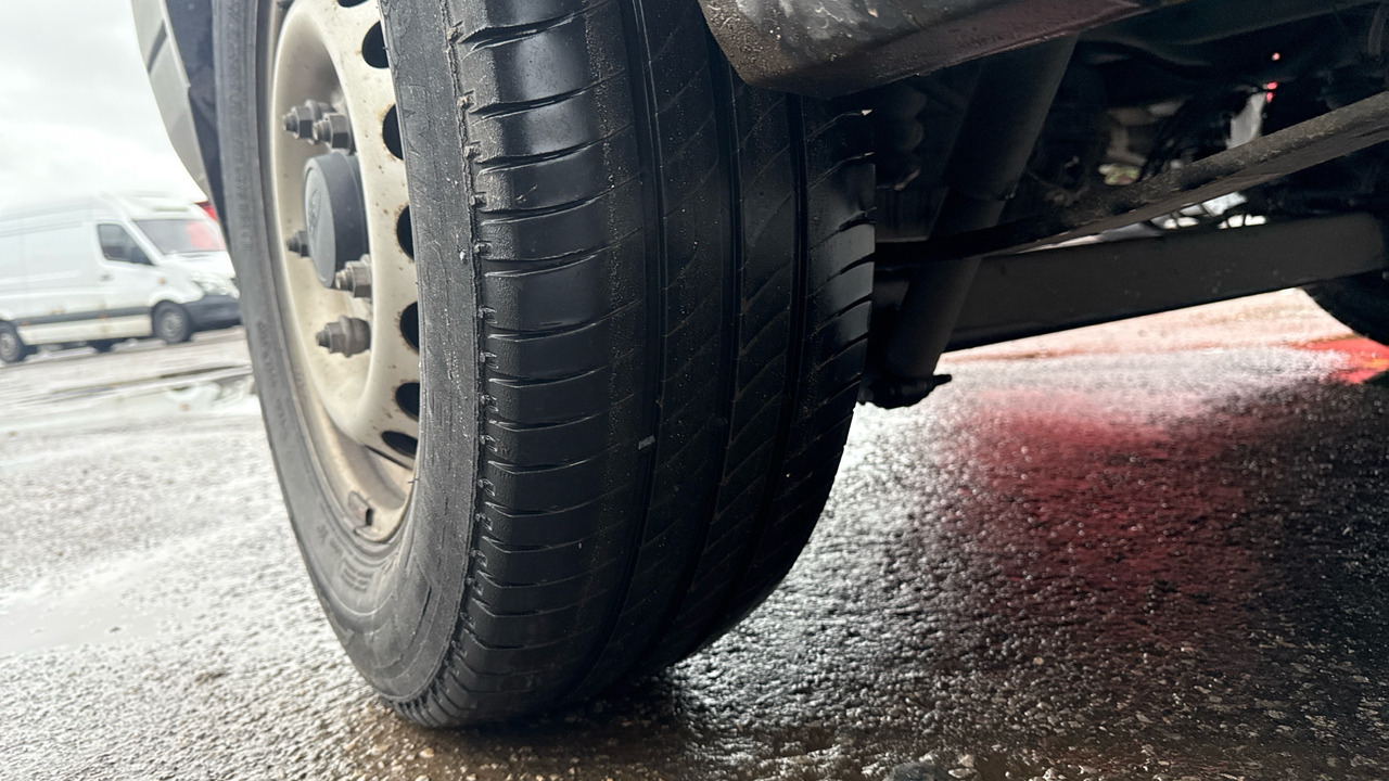 Цельнометаллический фургон FORD TRANSIT 350 2.0 ECOBLUE LEADER 130PS: фото 13