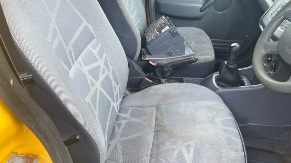 Легковой фургон FORD TRANSIT CONNECT T200 1.8 TDCI 75PS: фото 8