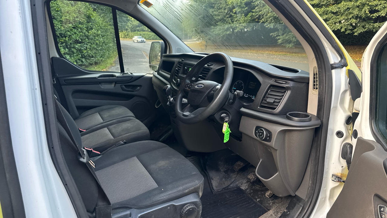 FORD TRANSIT CUSTOM 2.0 TDCi 105ps - Грузопассажирский фургон: фото 5 FORD TRANSIT CUSTOM 2.0 TDCi 105ps - Грузопассажирский фургон: фото 5