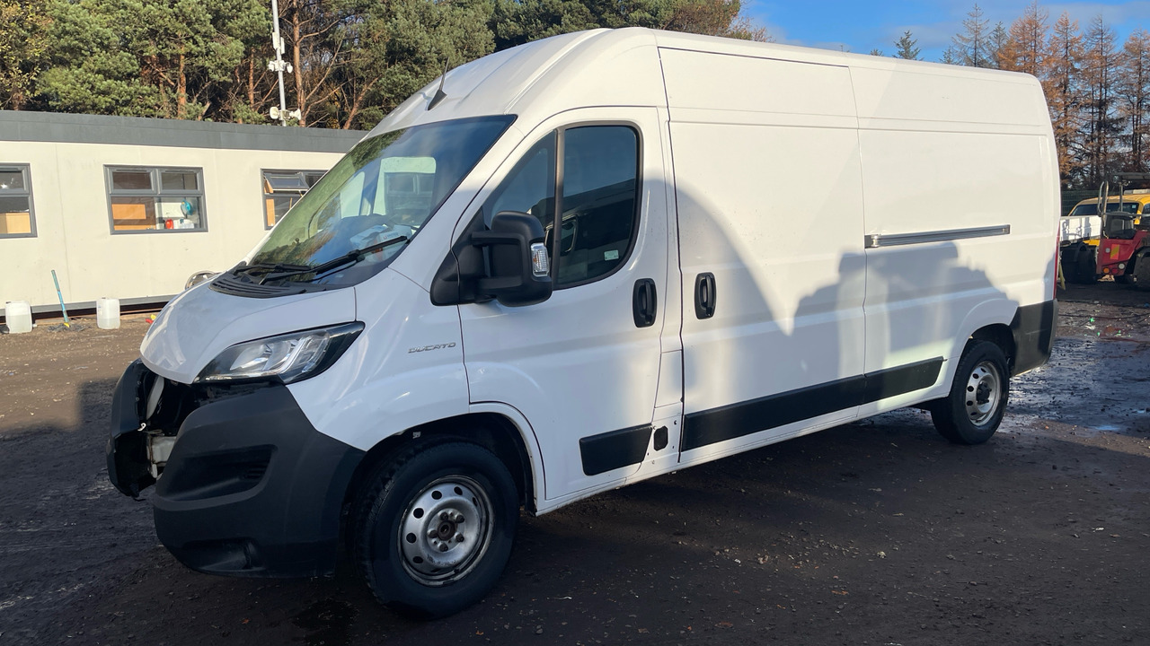 Fiat Ducato 35 2.2 Multijet 140 PS - Цельнометаллический фургон: фото 2 Fiat Ducato 35 2.2 Multijet 140 PS - Цельнометаллический фургон: фото 2