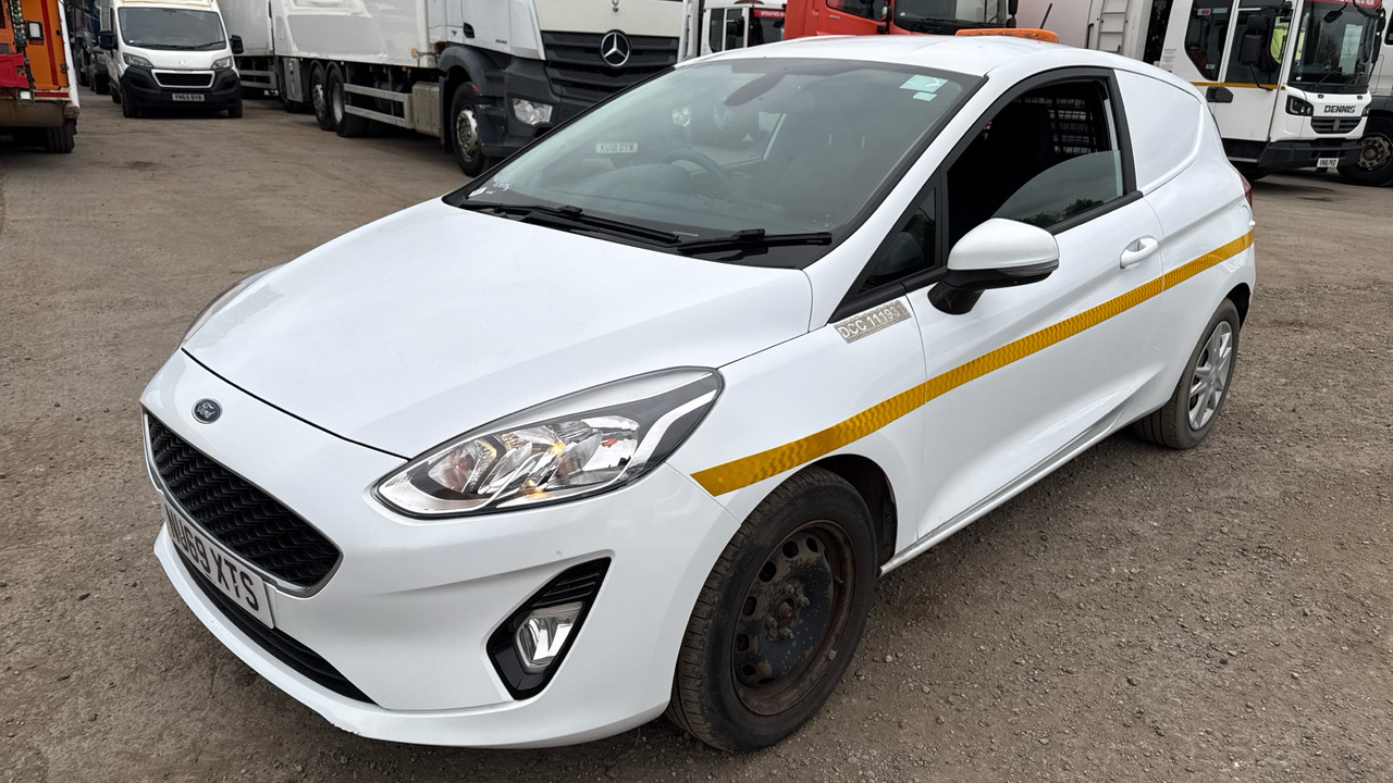 Ford Fiesta 1.5 TDCI - Легковой автомобиль: фото 2 Ford Fiesta 1.5 TDCI - Легковой автомобиль: фото 2