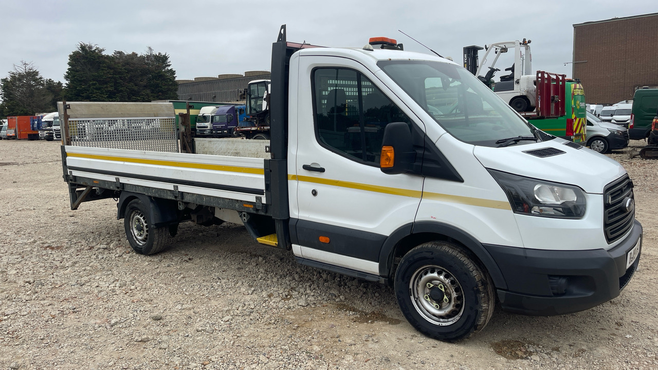 Ford Transit 350 2.0 TDCI 130PS - Малотоннажный бортовой грузовик: фото 1 Ford Transit 350 2.0 TDCI 130PS - Малотоннажный бортовой грузовик: фото 1