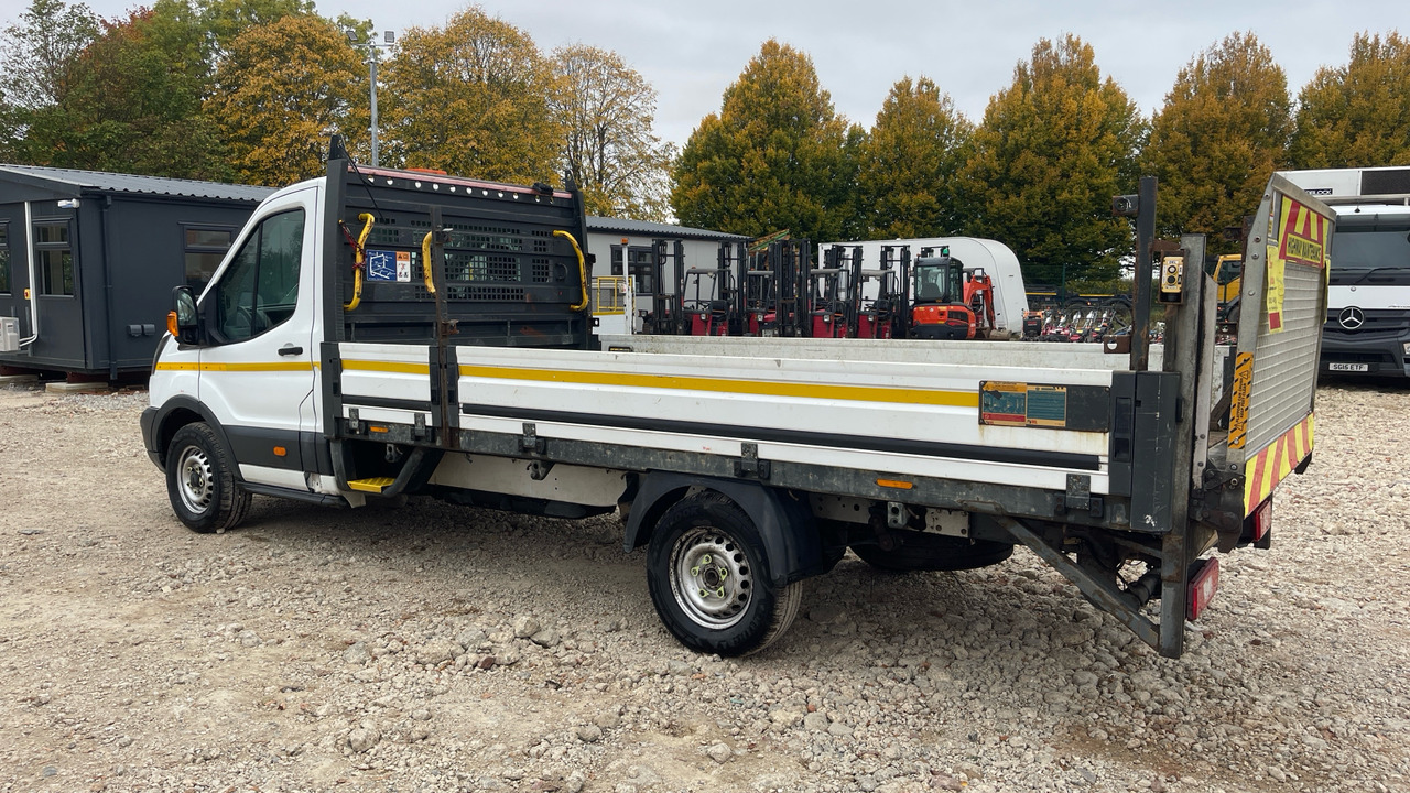 Ford Transit 350 2.0 TDCI 130PS - Малотоннажный бортовой грузовик: фото 3 Ford Transit 350 2.0 TDCI 130PS - Малотоннажный бортовой грузовик: фото 3