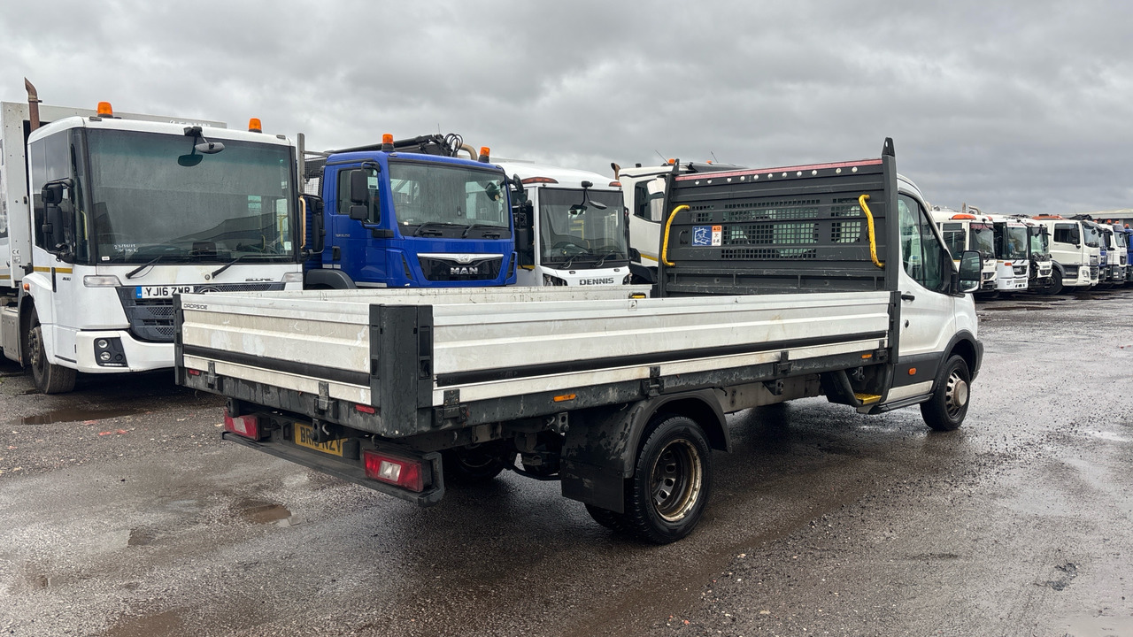 Ford Transit 350 2.0 TDCi 130ps - Малотоннажный бортовой грузовик: фото 4 Ford Transit 350 2.0 TDCi 130ps - Малотоннажный бортовой грузовик: фото 4