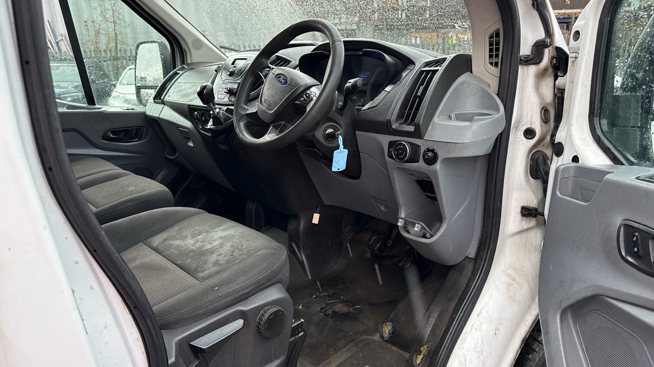 Ford Transit 350 2.2 TDCI 125PS - Цельнометаллический фургон: фото 5 Ford Transit 350 2.2 TDCI 125PS - Цельнометаллический фургон: фото 5