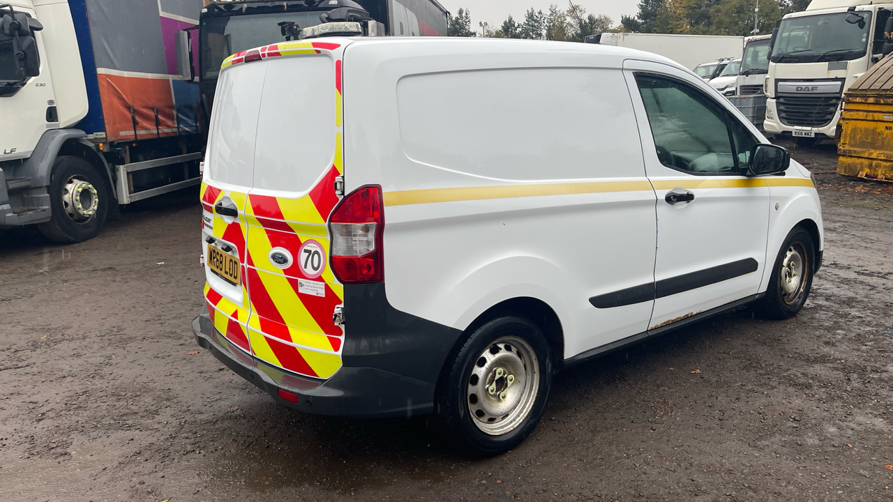 Ford Transit COURIER 1.5 TDCi - Легковой фургон: фото 4 Ford Transit COURIER 1.5 TDCi - Легковой фургон: фото 4