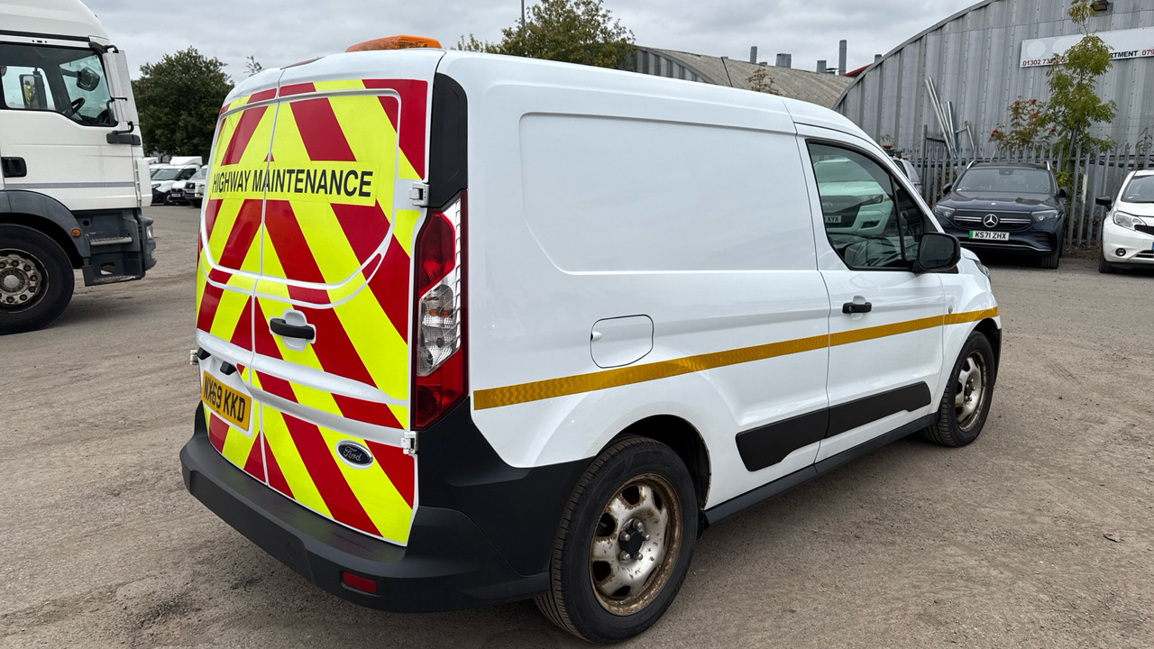 Ford Transit Connect 200 1.5 ECOBLUE 75PS - Легковой фургон: фото 4 Ford Transit Connect 200 1.5 ECOBLUE 75PS - Легковой фургон: фото 4