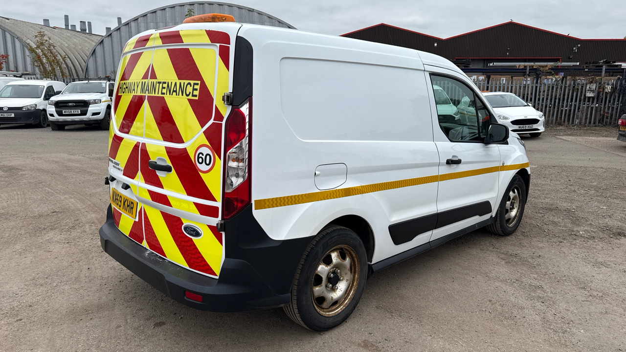 Ford Transit Connect 200 1.5 EcoBlue 75ps - Легковой фургон: фото 4 Ford Transit Connect 200 1.5 EcoBlue 75ps - Легковой фургон: фото 4