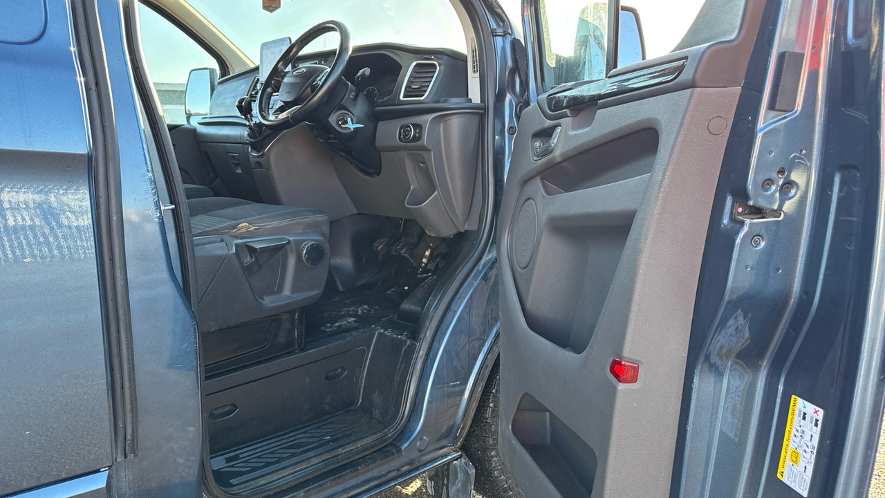 Ford Transit Custom 280 2.0 EcoBlue 130ps Limited - Легковой фургон: фото 5 Ford Transit Custom 280 2.0 EcoBlue 130ps Limited - Легковой фургон: фото 5