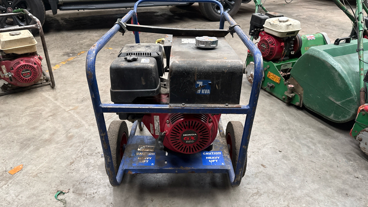 GENERATOR 7KVA, HONDA GX390 ENGINE - Строительное оборудование: фото 4 GENERATOR 7KVA, HONDA GX390 ENGINE - Строительное оборудование: фото 4