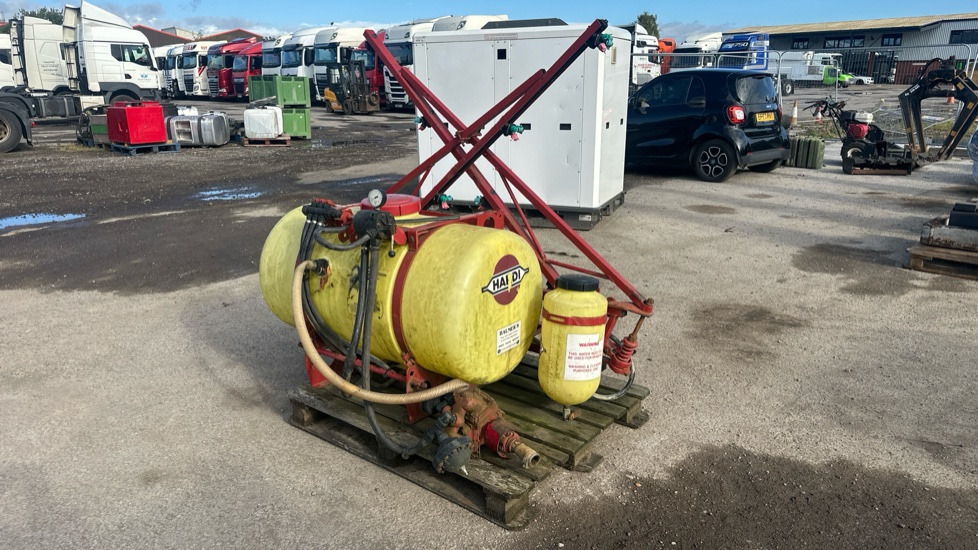 HARDI BI300 CROP SPRAYER - Строительное оборудование: фото 2 HARDI BI300 CROP SPRAYER - Строительное оборудование: фото 2