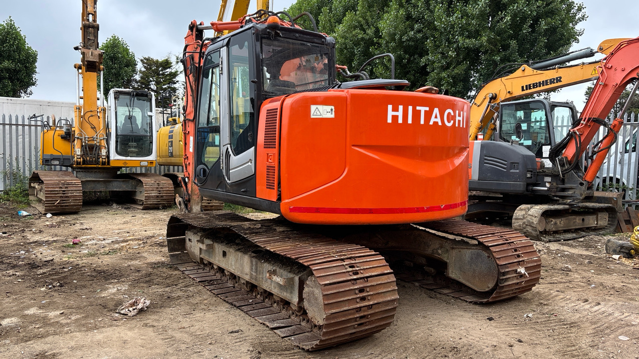 HITATCHI ZX135 US-3 - Гусеничный экскаватор: фото 5 HITATCHI ZX135 US-3 - Гусеничный экскаватор: фото 5