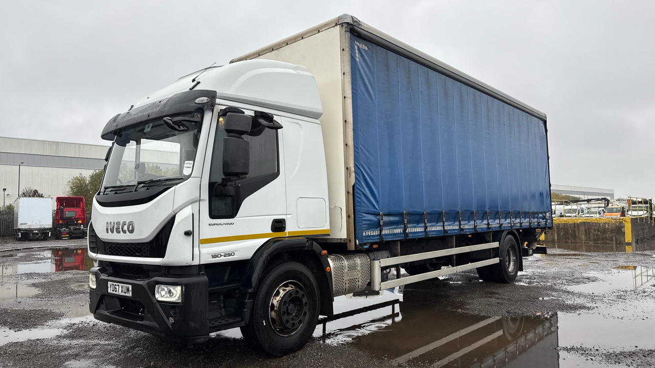 IVECO EUROCARGO 180-250 - Тентованный грузовик: фото 2 IVECO EUROCARGO 180-250 - Тентованный грузовик: фото 2