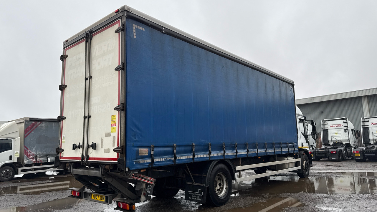 IVECO EUROCARGO 180-250 - Тентованный грузовик: фото 4 IVECO EUROCARGO 180-250 - Тентованный грузовик: фото 4