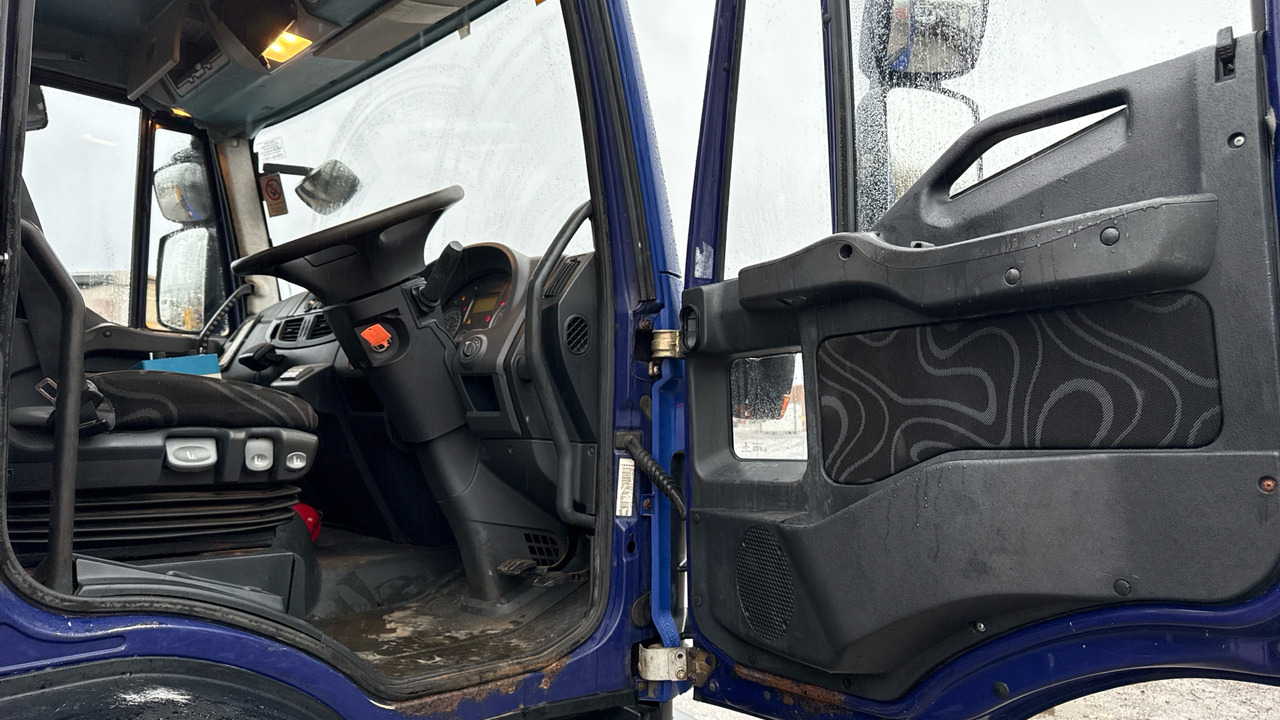 IVECO EUROCARGO 180E - Самосвал, Автоманипулятор: фото 5 IVECO EUROCARGO 180E - Самосвал, Автоманипулятор: фото 5