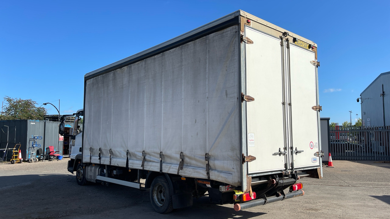 IVECO EUROCARGO 75E - Тентованный грузовик: фото 3 IVECO EUROCARGO 75E - Тентованный грузовик: фото 3