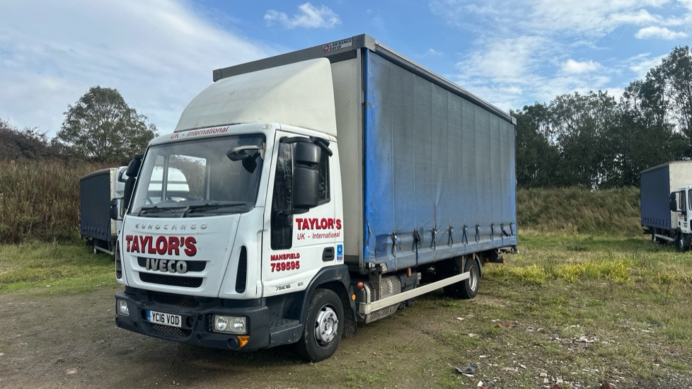 IVECO EUROCARGO  75E16 - Тентованный грузовик: фото 2 IVECO EUROCARGO  75E16 - Тентованный грузовик: фото 2