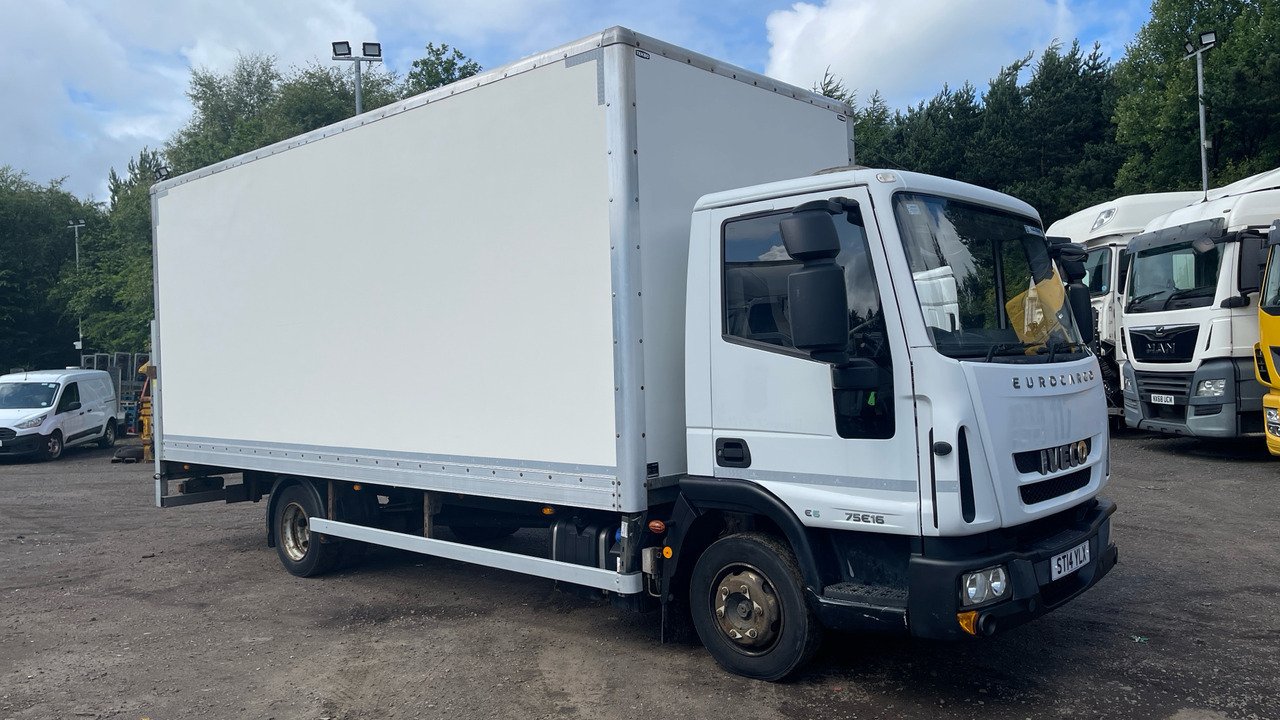 IVECO EUROCARGO 75E16 - Грузовик с закрытым кузовом: фото 1 IVECO EUROCARGO 75E16 - Грузовик с закрытым кузовом: фото 1