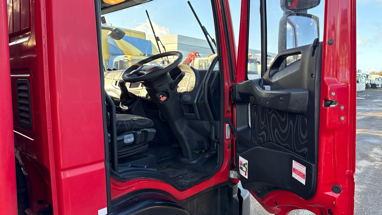 Iveco Eurocargo 75E16 - Грузовик с закрытым кузовом: фото 5 Iveco Eurocargo 75E16 - Грузовик с закрытым кузовом: фото 5