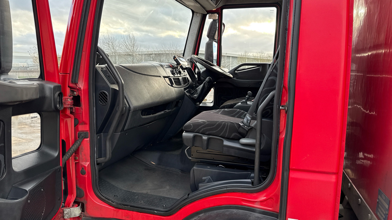 Грузовик с закрытым кузовом Iveco Eurocargo 75E16: фото 16
