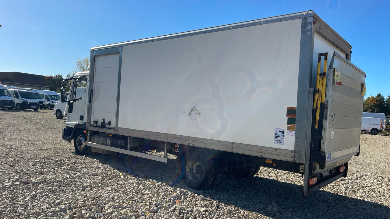 Iveco Eurocargo 75E16 - Грузовик с закрытым кузовом: фото 3 Iveco Eurocargo 75E16 - Грузовик с закрытым кузовом: фото 3
