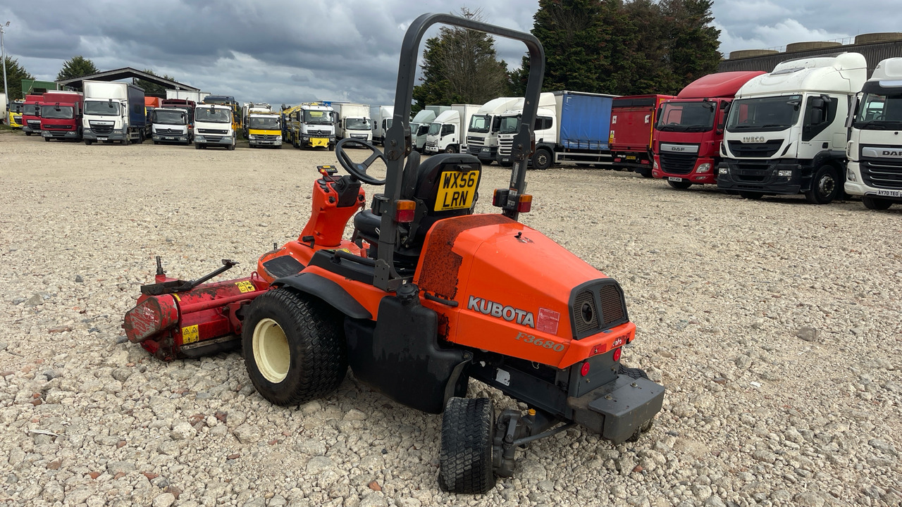 KUBOTA F3680 - Газонокосилка: фото 3 KUBOTA F3680 - Газонокосилка: фото 3
