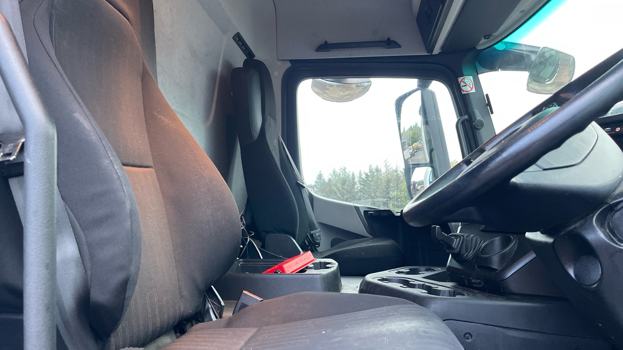 MERCEDES-BENZ ANTOS 2530 - Тентованный грузовик: фото 5 MERCEDES-BENZ ANTOS 2530 - Тентованный грузовик: фото 5