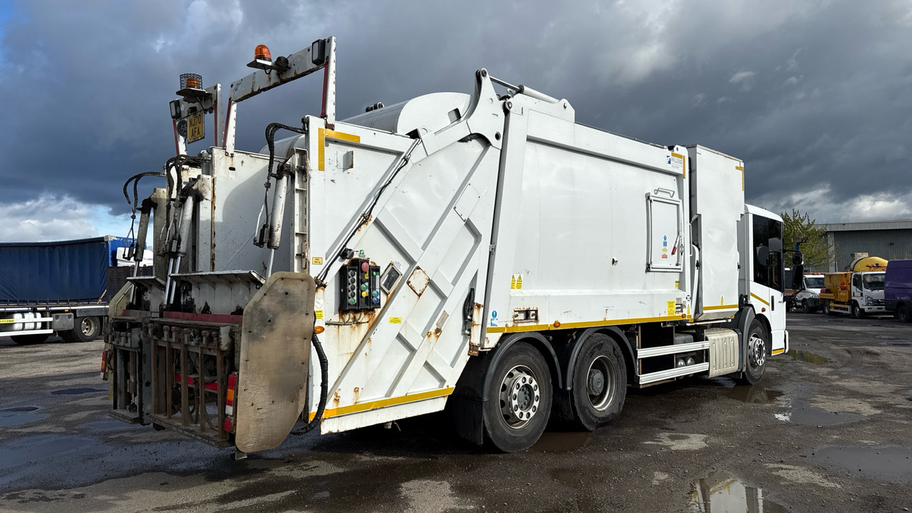 MERCEDES-BENZ ECONIC 2630 - Мусоровоз: фото 4 MERCEDES-BENZ ECONIC 2630 - Мусоровоз: фото 4