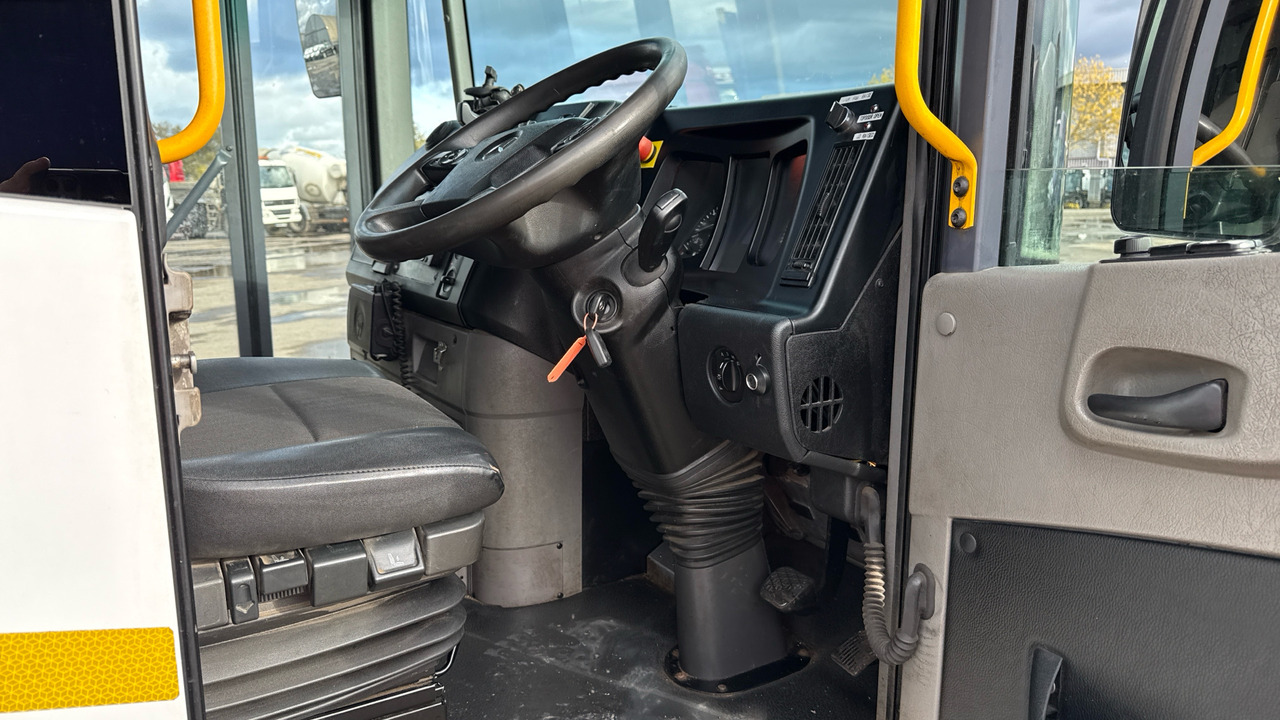 MERCEDES-BENZ ECONIC 2630 - Мусоровоз: фото 5 MERCEDES-BENZ ECONIC 2630 - Мусоровоз: фото 5