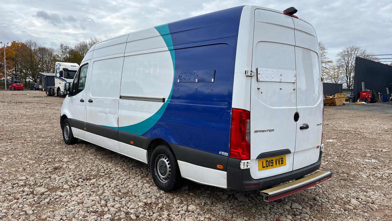 MERCEDES-BENZ SPRINTER 314 CDI - Цельнометаллический фургон: фото 3 MERCEDES-BENZ SPRINTER 314 CDI - Цельнометаллический фургон: фото 3