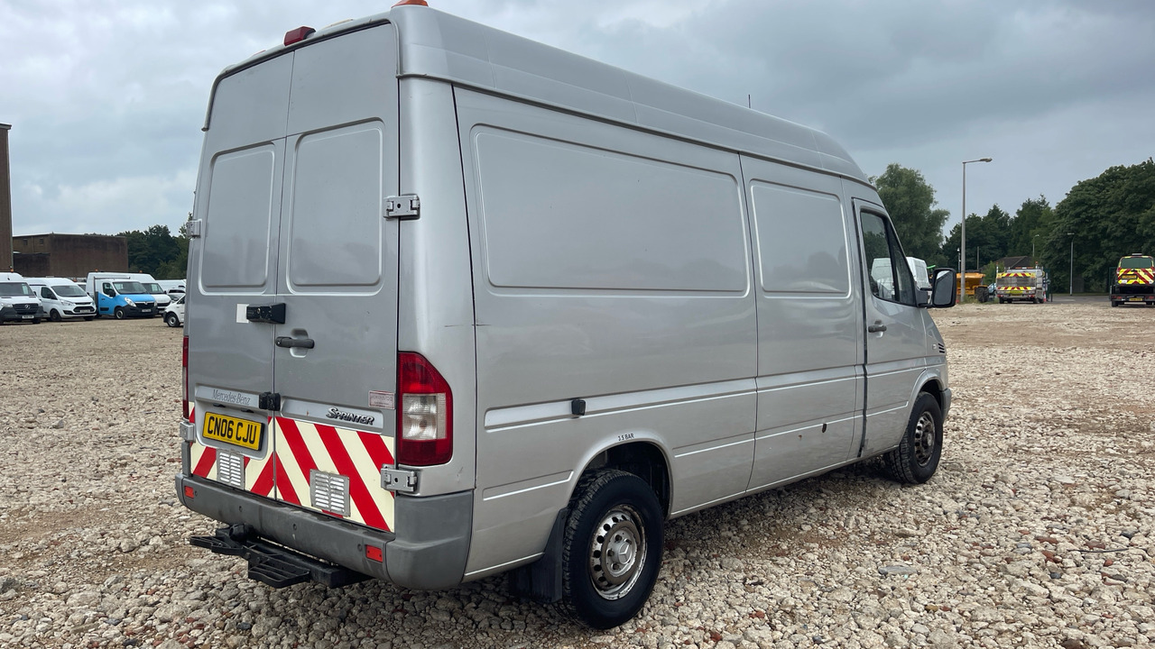 MERCEDES-BENZ SPRINTER 316 CDI - Цельнометаллический фургон: фото 4 MERCEDES-BENZ SPRINTER 316 CDI - Цельнометаллический фургон: фото 4