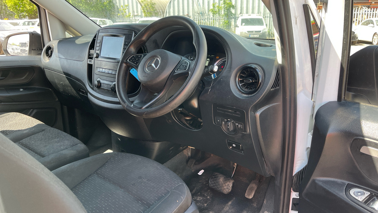 Mercedes-Benz eVito 85KW Progressive - Цельнометаллический фургон, Электрический фургон: фото 5 Mercedes-Benz eVito 85KW Progressive - Цельнометаллический фургон, Электрический фургон: фото 5
