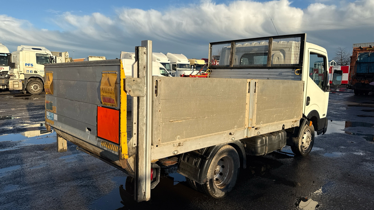 NISSAN CABSTAR 35.14 dCi - Малотоннажный бортовой грузовик: фото 4 NISSAN CABSTAR 35.14 dCi - Малотоннажный бортовой грузовик: фото 4