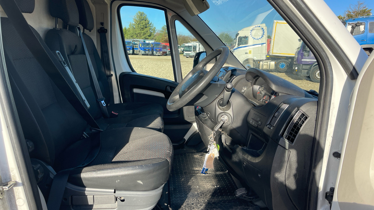 PEUGEOT BOXER 333 2.2 BLUE HDI 120PS - Легковой фургон: фото 5 PEUGEOT BOXER 333 2.2 BLUE HDI 120PS - Легковой фургон: фото 5