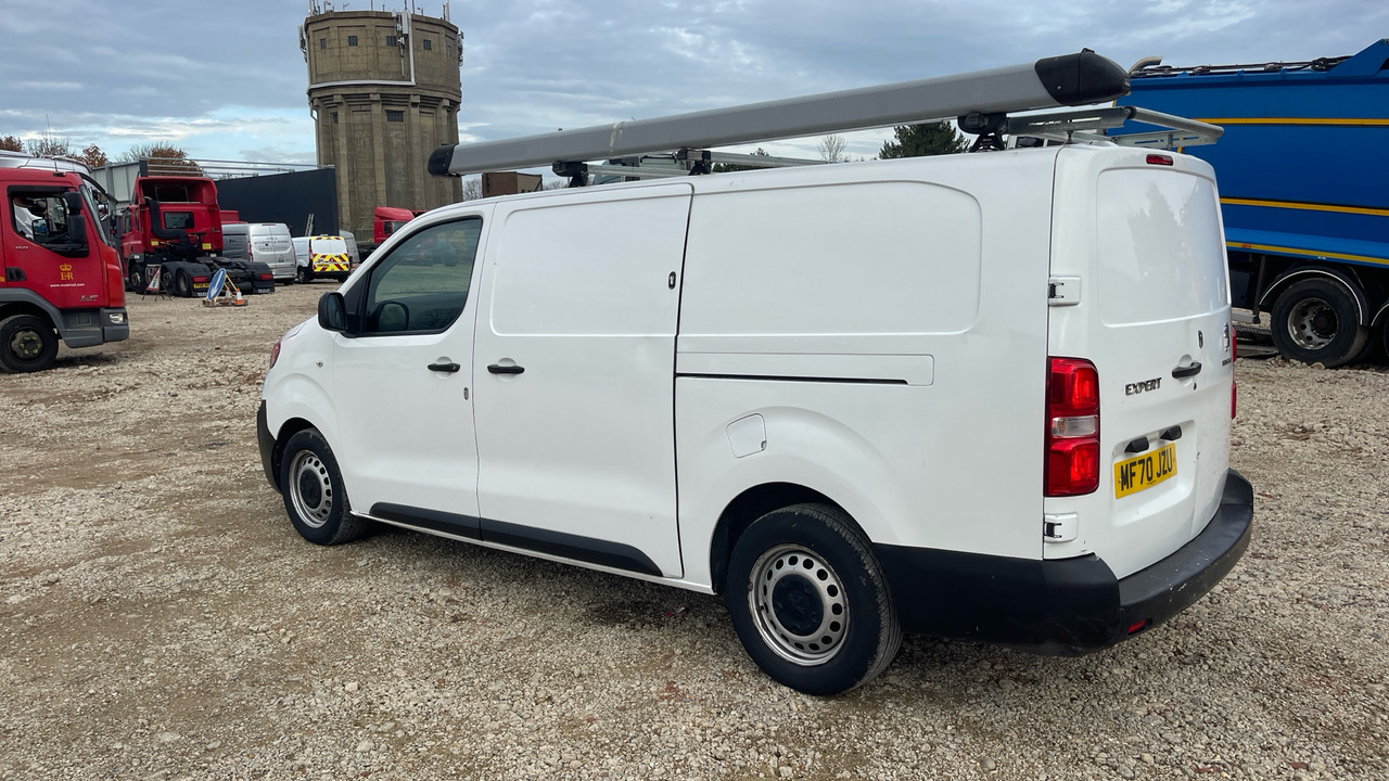 PEUGEOT EXPERT PROFESSIONAL 1200 1.5 BLUE HDI 100PS - Легковой фургон: фото 3 PEUGEOT EXPERT PROFESSIONAL 1200 1.5 BLUE HDI 100PS - Легковой фургон: фото 3