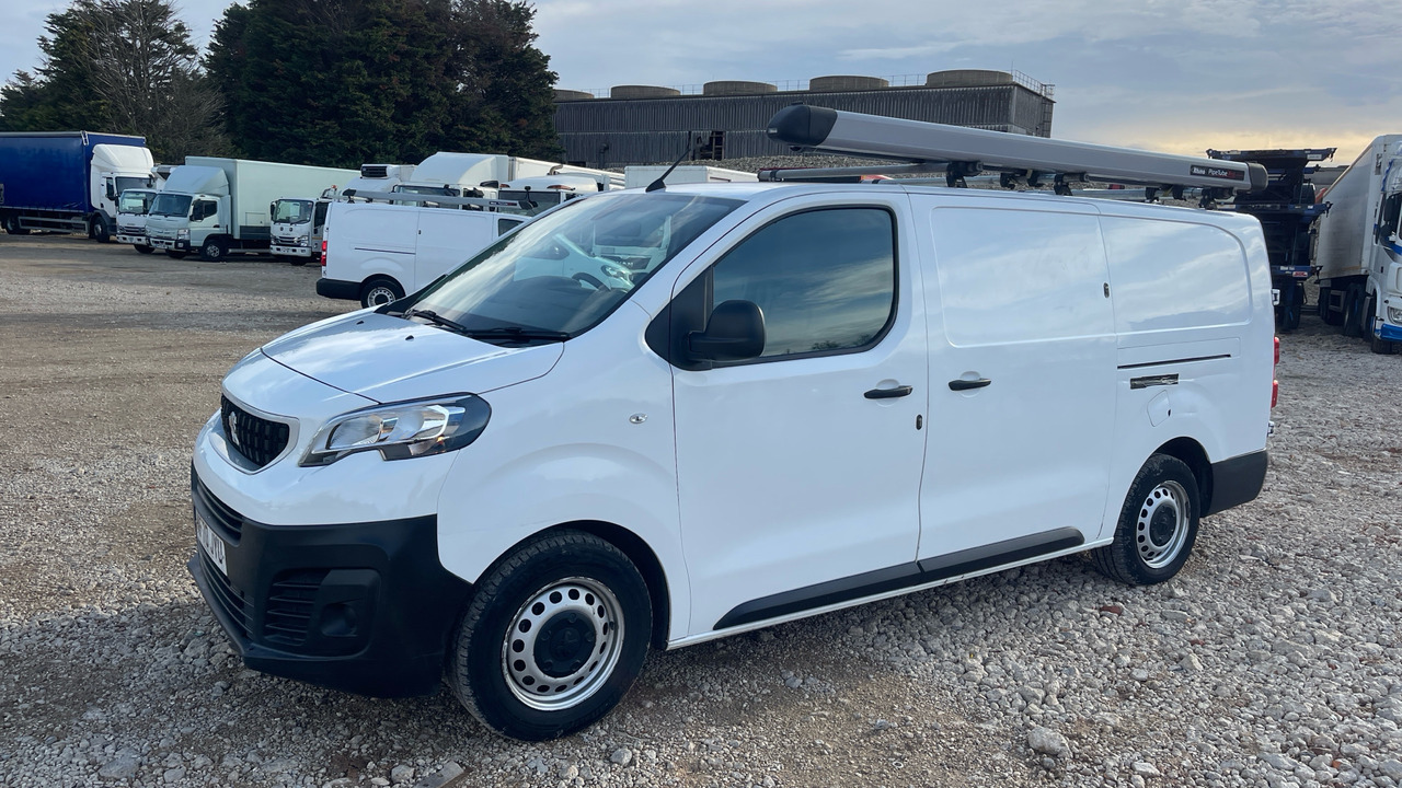 PEUGEOT EXPERT - Цельнометаллический фургон: фото 2 PEUGEOT EXPERT - Цельнометаллический фургон: фото 2