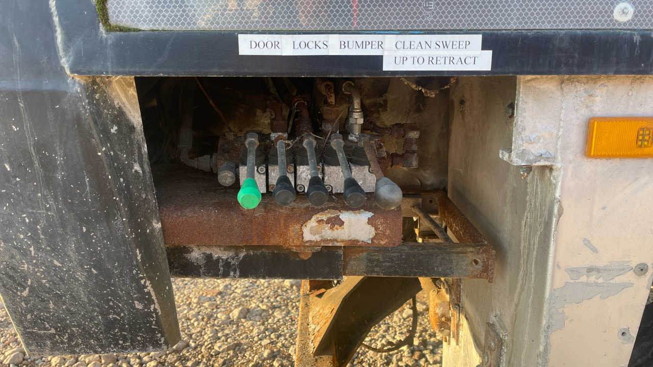 BMI WALKING FLOOR - Прицеп: фото 5 BMI WALKING FLOOR - Прицеп: фото 5