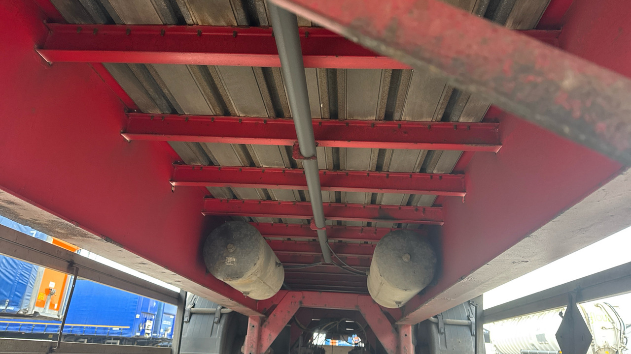 Прицеп MONTRACON CURTAINSIDE: фото 16 Прицеп MONTRACON CURTAINSIDE: фото 16