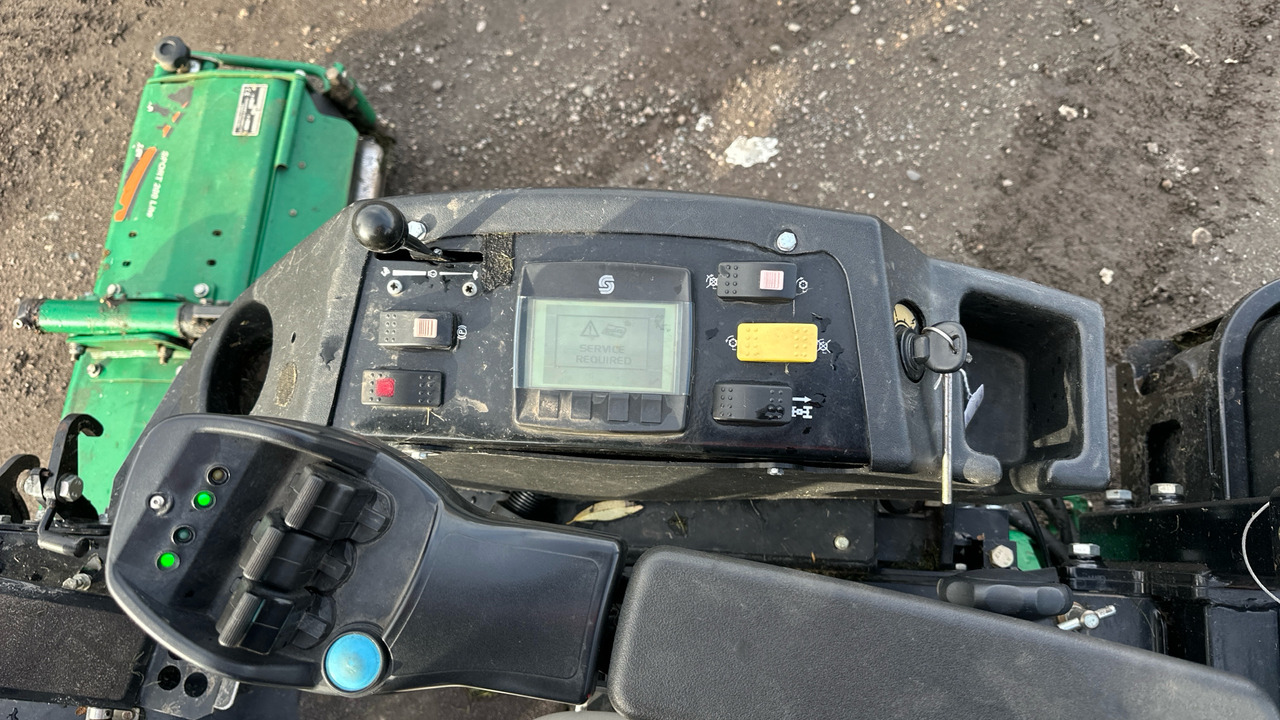 Газонокосилка RANSOMES HIGHWAY 3: фото 6 Газонокосилка RANSOMES HIGHWAY 3: фото 6