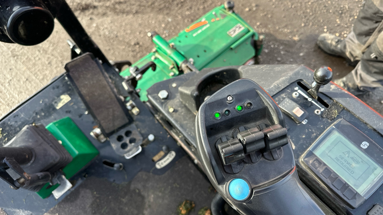 Газонокосилка RANSOMES HIGHWAY 3: фото 7 Газонокосилка RANSOMES HIGHWAY 3: фото 7