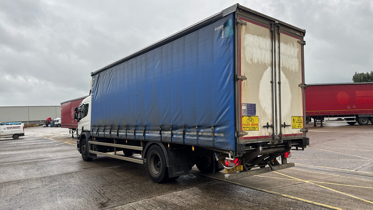 SCANIA P 250 - Тентованный грузовик: фото 3 SCANIA P 250 - Тентованный грузовик: фото 3